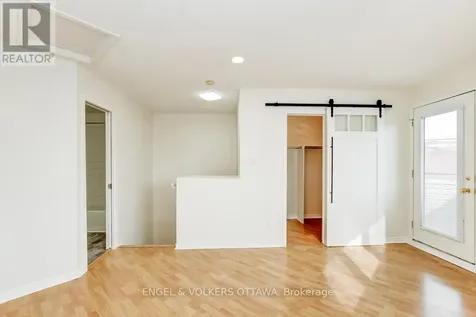 158 Rochester Street Ottawa ON K1R 7M4