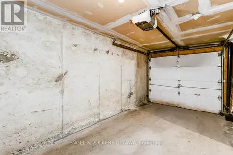 158 Rochester Street Ottawa ON K1R 7M4