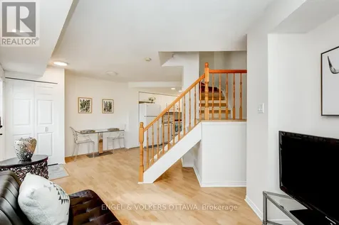 158 Rochester Street Ottawa ON K1R 7M4