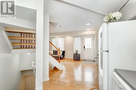 158 Rochester Street Ottawa ON K1R 7M4