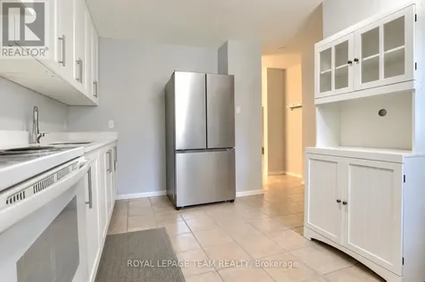 19 Mcclintock Way Ottawa ON K2L 2A3