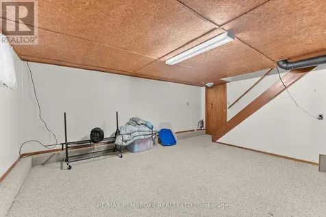 626 Stafford Street Laurentian Valley ON K8A 6T8