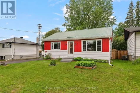 626 Stafford Street Laurentian Valley ON K8A 6T8