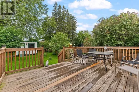 626 Stafford Street Laurentian Valley ON K8A 6T8