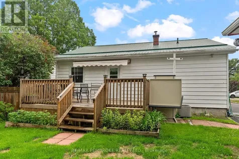 626 Stafford Street Laurentian Valley ON K8A 6T8
