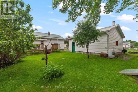626 Stafford Street Laurentian Valley ON K8A 6T8