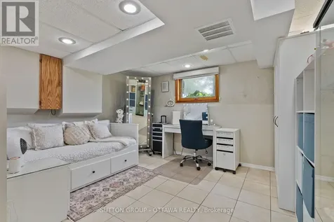 1166 Whitmore Avenue Ottawa ON K2C 2N8