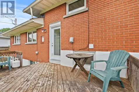 1166 Whitmore Avenue Ottawa ON K2C 2N8