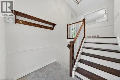 306 Appleby Road Ancaster ON L9G 2V7