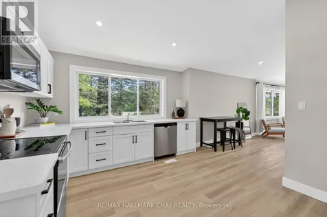 8717 Beachwood Road Wasaga Beach ON L9Z 2G5