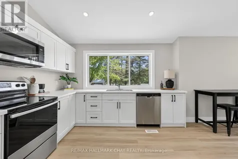 8717 Beachwood Road Wasaga Beach ON L9Z 2G5