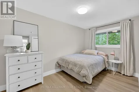 8717 Beachwood Road Wasaga Beach ON L9Z 2G5