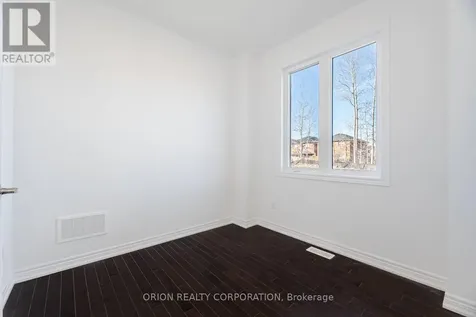 65 Thicketwood Avenue Barrie ON L9L 0X4