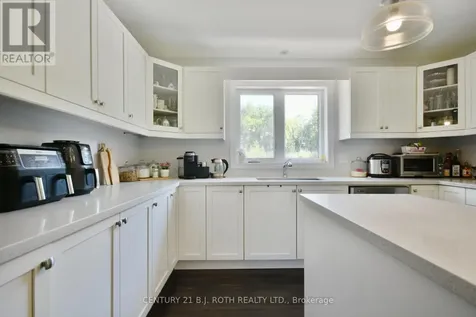 5 Gerus Road Tiny ON L0L 2J0