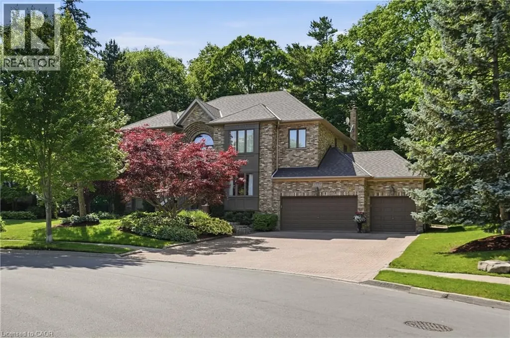 1121 Forestvale Drive Burlington ON L7P 4W3