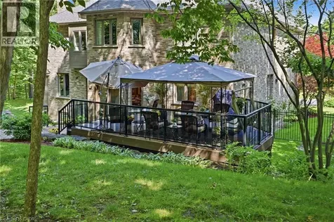 1121 Forestvale Drive Burlington ON L7P 4W3