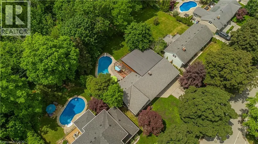 272 Goodram Drive Burlington ON L7L 2J5