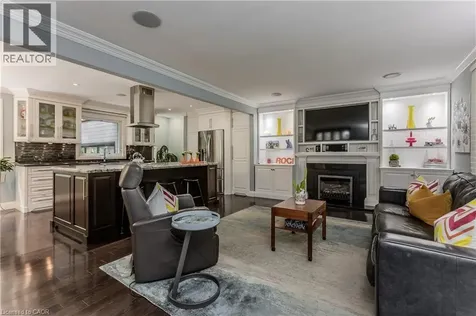 272 Goodram Drive Burlington ON L7L 2J5
