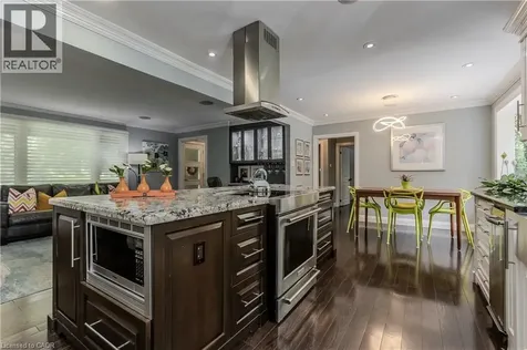 272 Goodram Drive Burlington ON L7L 2J5