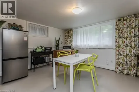 272 Goodram Drive Burlington ON L7L 2J5