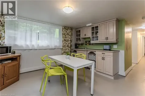272 Goodram Drive Burlington ON L7L 2J5