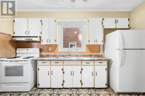 1402 Kilborn Avenue Ottawa ON K1H 6L8