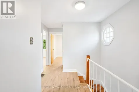 1402 Kilborn Avenue Ottawa ON K1H 6L8