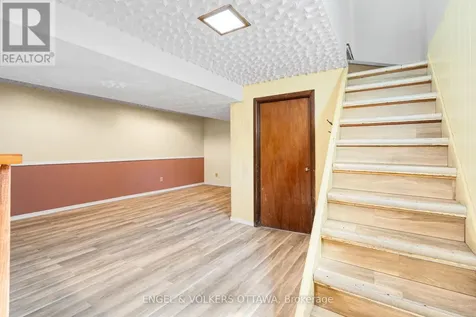1402 Kilborn Avenue Ottawa ON K1H 6L8