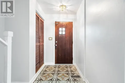 1402 Kilborn Avenue Ottawa ON K1H 6L8