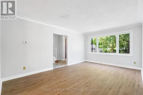 1402 Kilborn Avenue Ottawa ON K1H 6L8