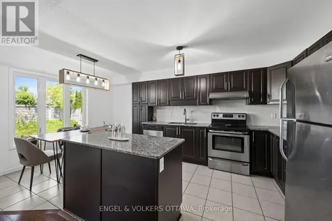 212 Macoun Circle Ottawa ON K1T 0H9