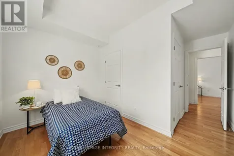 139 Harthill Way Ottawa ON K2J 5V1
