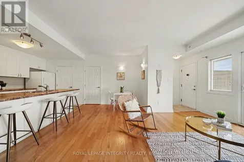139 Harthill Way Ottawa ON K2J 5V1