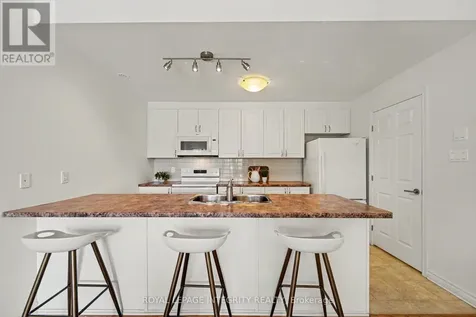 139 Harthill Way Ottawa ON K2J 5V1