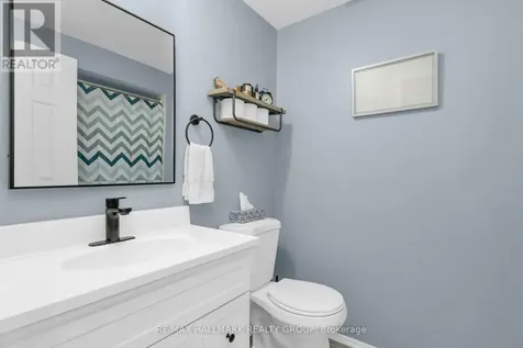 529 Canotia Place Ottawa ON K4A 2J3