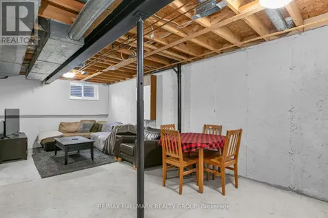 529 Canotia Place Ottawa ON K4A 2J3