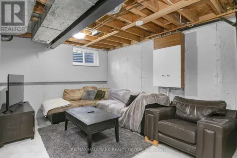 529 Canotia Place Ottawa ON K4A 2J3