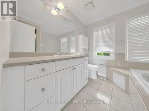 607 Burnett Avenue Cambridge ON N1T 1P3