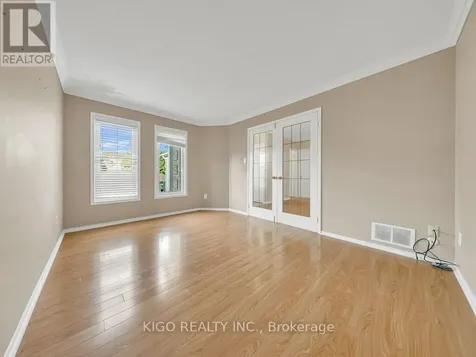 607 Burnett Avenue Cambridge ON N1T 1P3