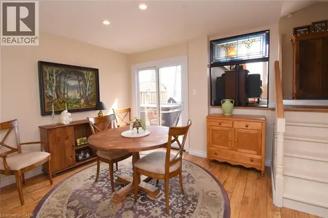 3200 Greenbough Crescent Burlington ON L7M 3B1