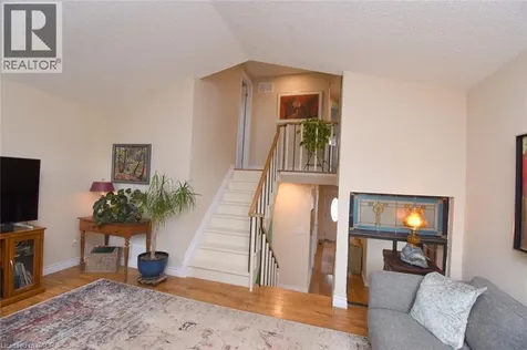 3200 Greenbough Crescent Burlington ON L7M 3B1