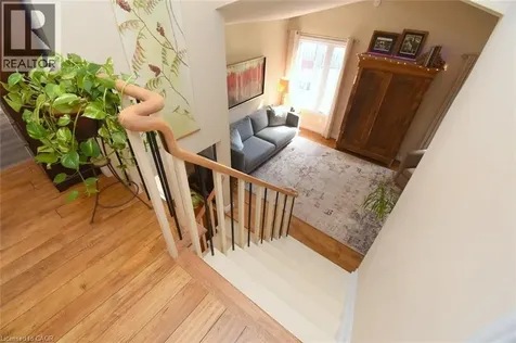 3200 Greenbough Crescent Burlington ON L7M 3B1