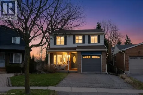 3200 Greenbough Crescent Burlington ON L7M 3B1