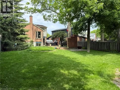 3200 Greenbough Crescent Burlington ON L7M 3B1