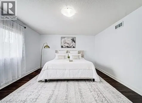 55 Isaiah Drive Kitchener ON N2E 0B2