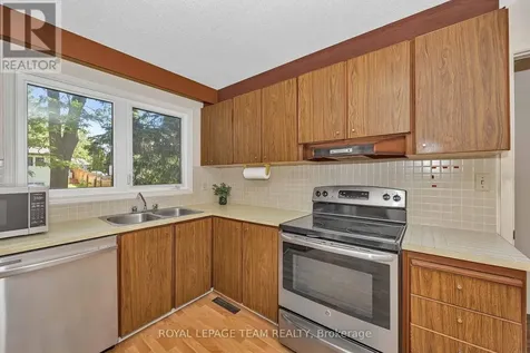 38 Elmbank Crescent Ottawa ON K2G 3P6