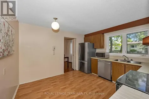 38 Elmbank Crescent Ottawa ON K2G 3P6