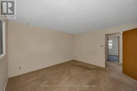 38 Elmbank Crescent Ottawa ON K2G 3P6
