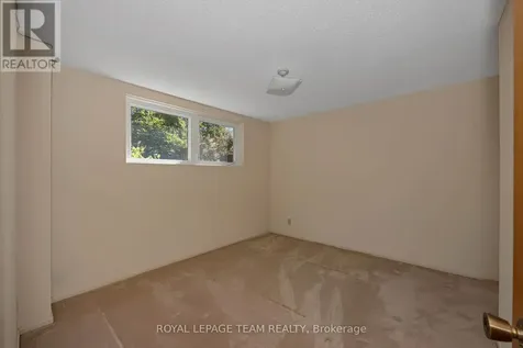 38 Elmbank Crescent Ottawa ON K2G 3P6