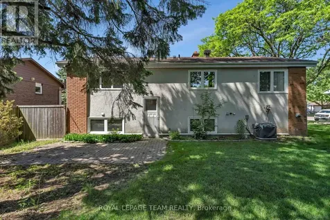 38 Elmbank Crescent Ottawa ON K2G 3P6